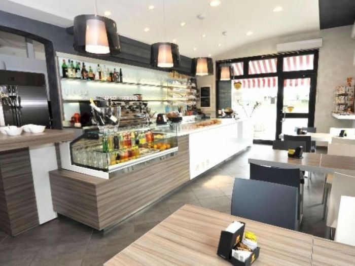 Archisio - Traslochi Amoruso - Progetto Attivit commerciali e traslochi