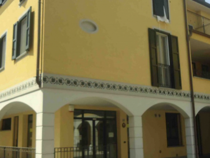 Archisio - Costruzioni Edili Cfg Di Cracolici Franco E C Snc - Progetto Trilocale con travi a vista pandino