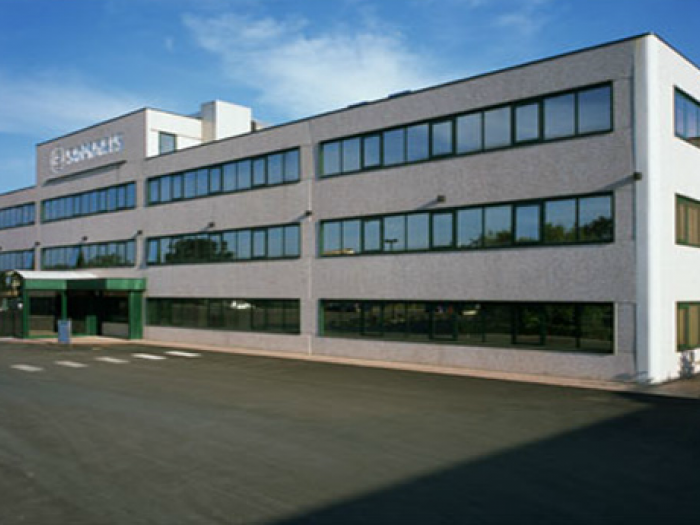 Archisio - Imaf srl - Progetto Prodotti industriali cabine insonorizzate cancelli scale facciate continue infissi nastri in alluminio produzioni speciali strutture in acciaio tettoie e pensiline