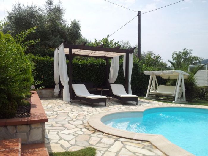 Archisio - Tappezzeria Tonelli Alessandro - Progetto Tappezzeria per yacht e lettini da piscina