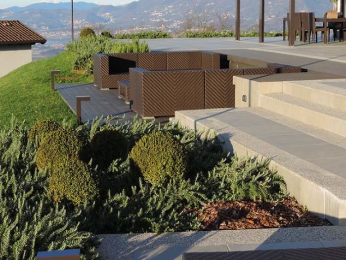 Archisio - Rizzi Giardini - Progetto Riqualificazione spazi esterni di un agriturismo in collina