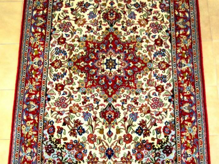 Archisio - Tappezzeria E Tendaggi Azito - Progetto Tappeti