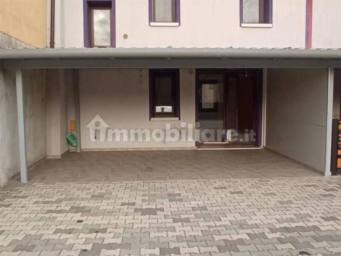 Archisio - Elisa Cattelan - Progetto Da una parete arancione ad uno stile etnic chic