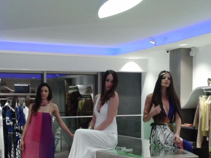 Archisio - Vincenzo Bafunno - Progetto Barney - abbigliamento donna