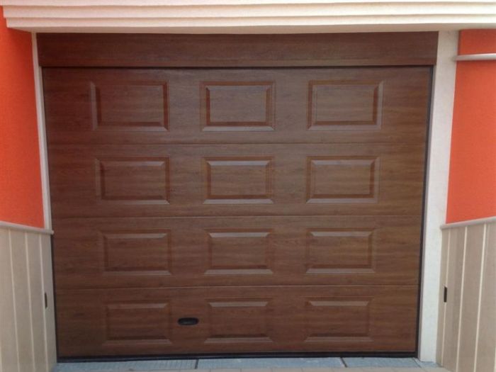 Archisio - Serramenti Puglisi srl - Progetto Porte basculanti e porte sezionali