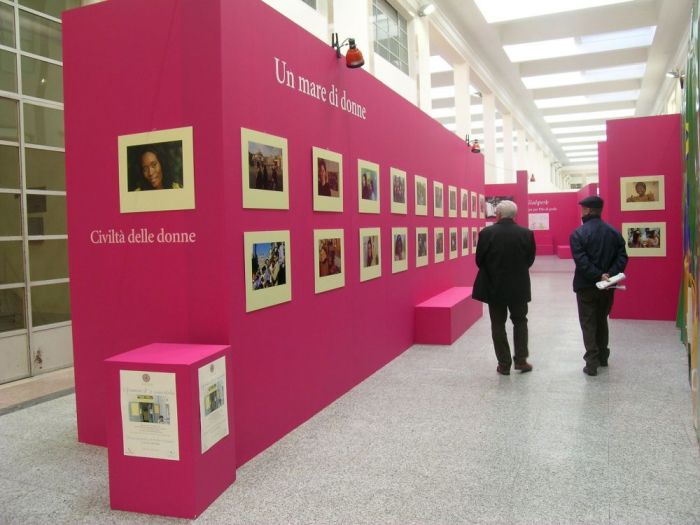 Archisio - X Studio - Progetto Civilta delle donne - napoli 2007