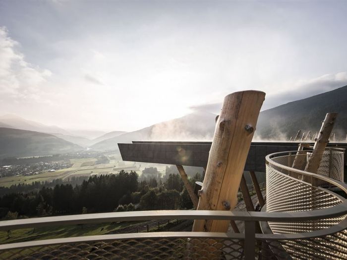 Archisio - Noa Network Of Architecture - Progetto Hubertus oscillante tra cielo e terra