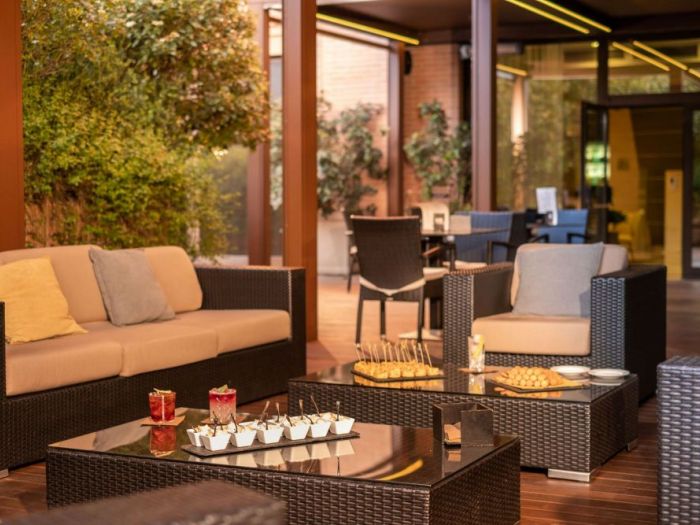 Archisio - Lorenzo Piano - Progetto Fotografia di interni aemilia savhotel bologna