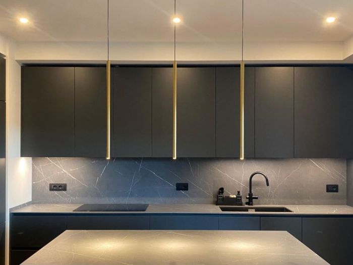 Archisio - Serena Martini - Progetto Dark kitchen - eleganza e contrasti materici