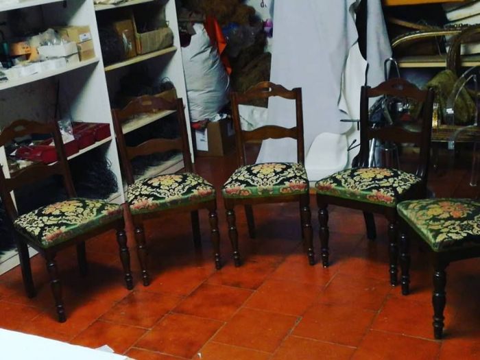 Archisio - Tappezzeria Artigianale Del Borgo - Progetto Realizzazione di divani e poltroni