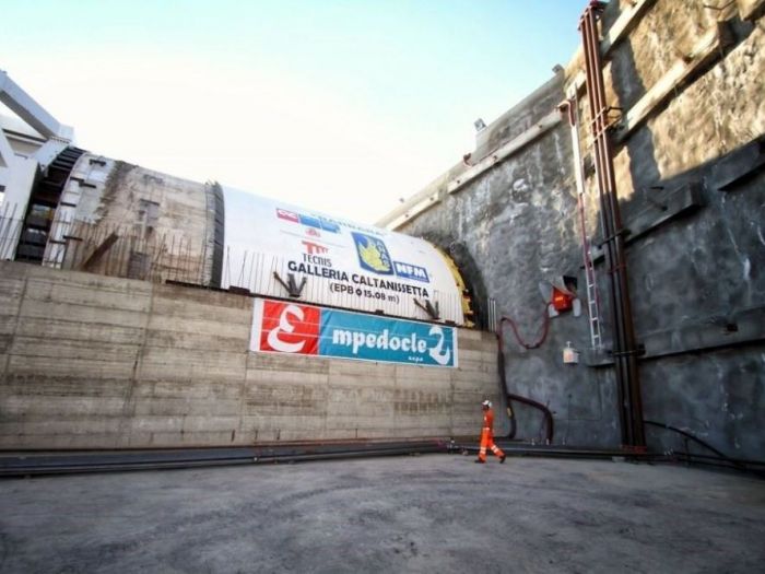 Archisio - Marco Pellegrini - Progetto Secondo maxilotto della superstrada ss 640 di porto empedocle 4122014