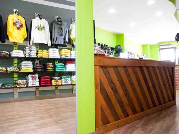 Archisio - Yodaa Architecture - Progetto Flash clothing store