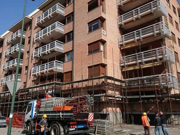 Archisio - Skyline Costruzioni - Progetto Coibentazioni e isolamentidecorazione e lavaggio delle facciateresine silossanicheidropuliturarifacimento e restauro di facciatebioediliziacertificazione uni en iso 90012015certificazione soa appalti pubblici