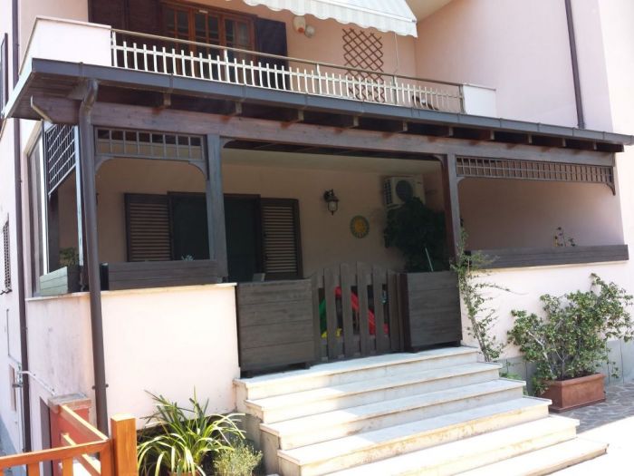 Archisio - Falegnameria Durbano Di Lorenzo Durbano - Progetto Cucina in muratura lavori in legno vari