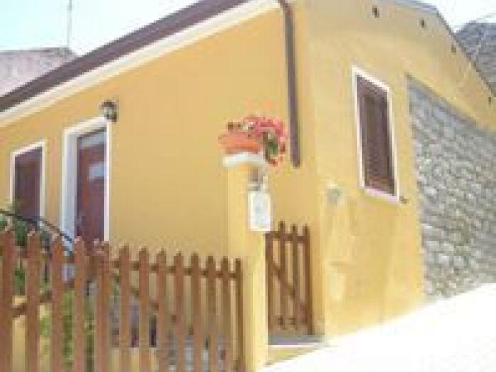 Archisio - Fabrizio Santoni - Progetto Tipologia case