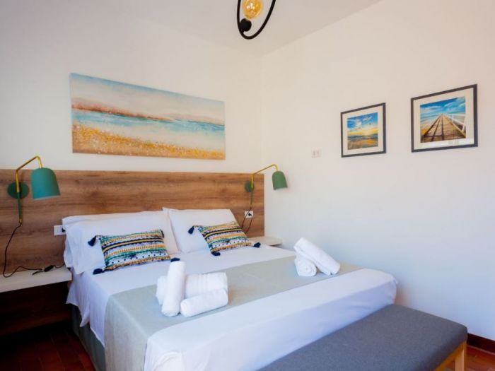 Archisio - Fabrizio Pezzoli - Progetto Casa miss trevelyan servizio fotografico per booking