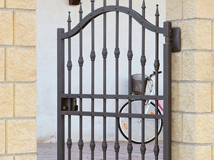 Archisio - Alutrend - Progetto Cancelli a un anta