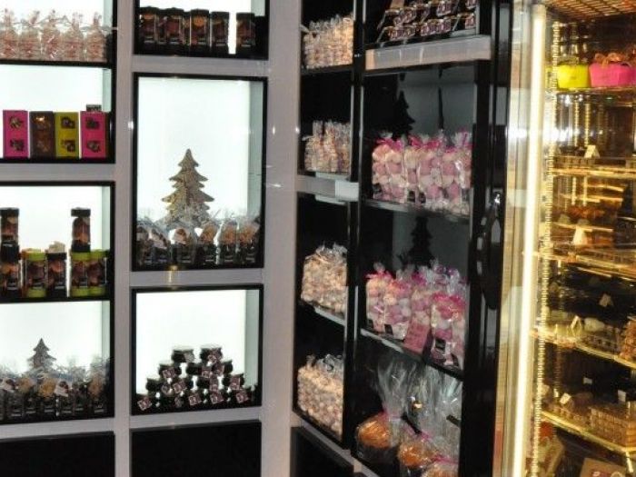 Archisio - Mondi Design - Progetto Patisserie richard - chamonix