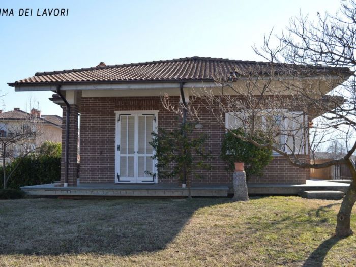 Archisio - Luca Molineri - Progetto Ristrutturazione ed ampliamento di edificio residenziale