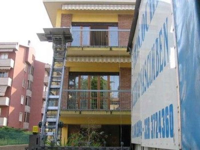 Archisio - Traslochi Padova - Progetto Noleggio scale e montacarichi