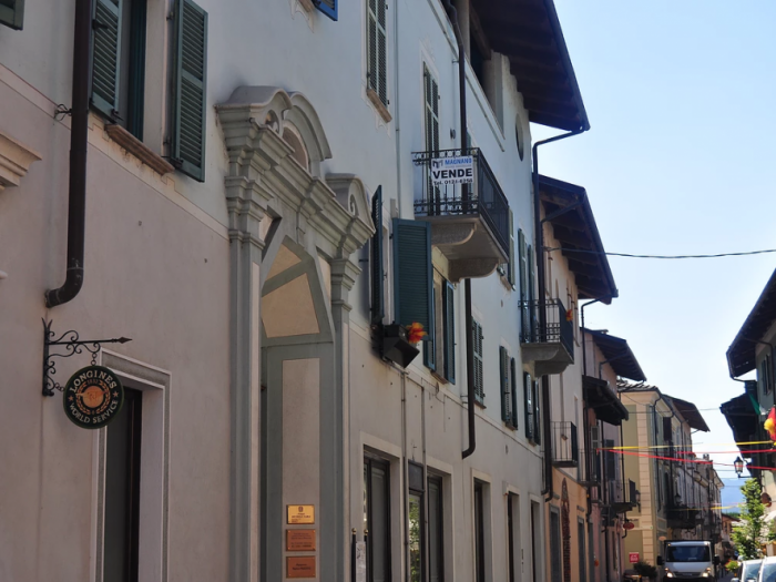 Archisio - Chiomio Luigi - Progetto Palazzo residenziale