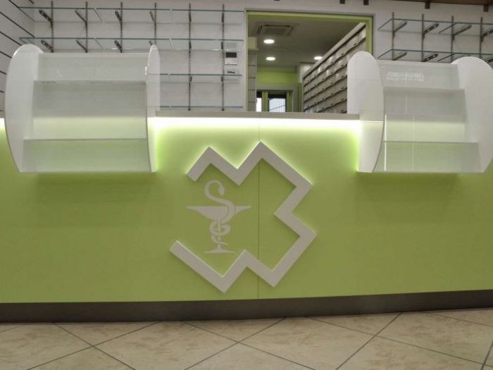 Archisio - Cappa Arredamenti - Progetto Farmacia lombardi