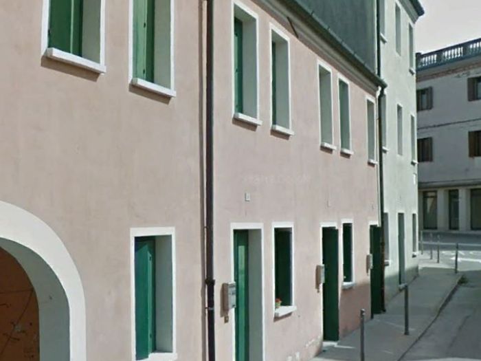 Archisio - Stefano Bassan By Architettidomicilio - Progetto Recupero ambientale e edilizio in contesto urbano casa e giardino