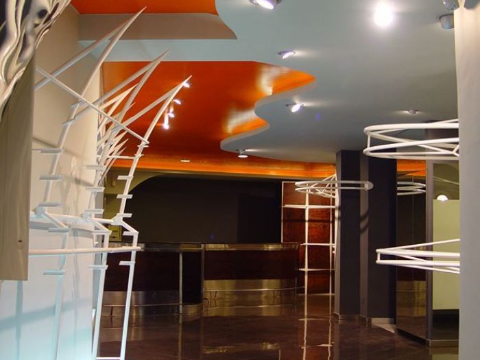 Archisio - Stefano Costantino - Progetto Negozio dabbigliamento