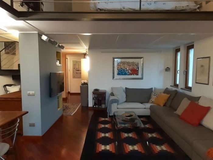 Archisio - Fiorella Balzarotti - Progetto Appartamento con soppalco a vista