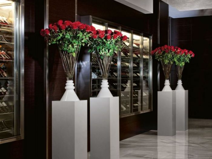 Archisio - Jupiter International srl - Progetto Set arrangement - composizioni floreali