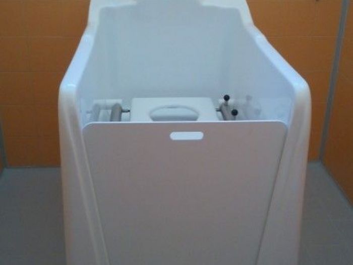 Archisio - Errico Gaglianese - Progetto Adeguamento gruppi bagni - ospedale pugliese - catanzaro