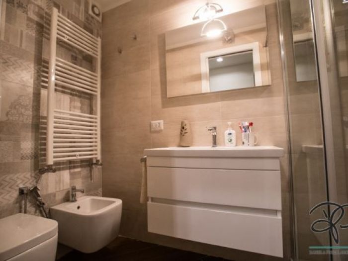 Archisio - Daniela Puglia - Progetto Quasi quasi la tengoun appartamento come il brutto anatroccolo