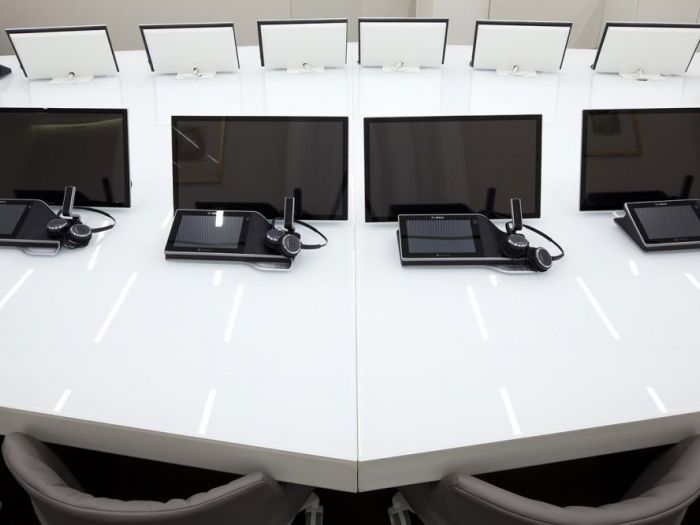 Archisio - Matteo Cirenei - Progetto Corporate interiors telecom 2015