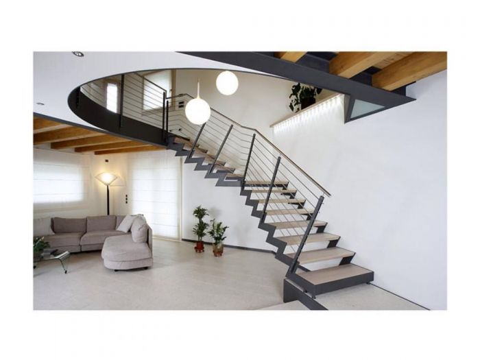 Archisio - Sommariva - Progetto Rivestimenti in legno di scale