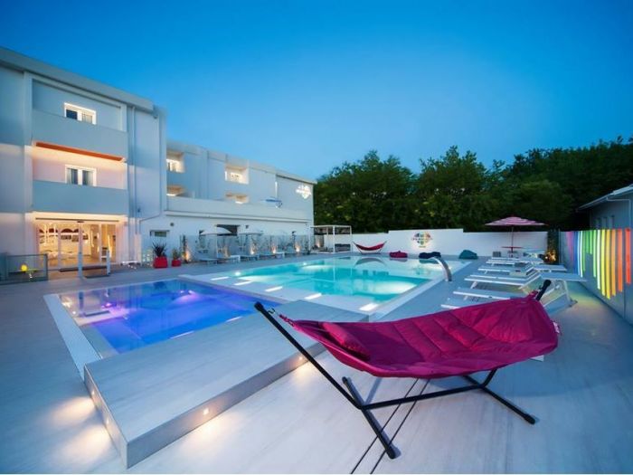 Archisio - Malagrida Group Srl Canalina Infinity - Progetto Hotel love boat riccione