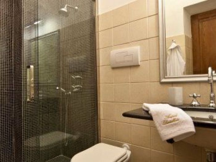 Archisio - Pavimenti Fogazza - Progetto Bagni classici