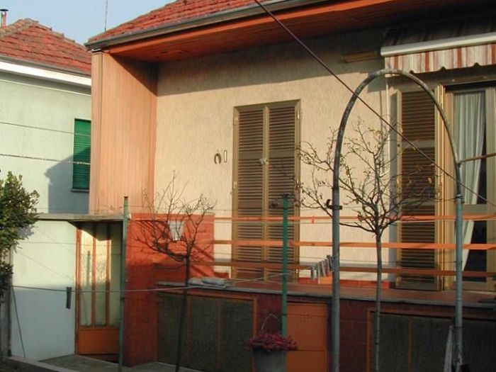 Archisio - Ditta Uva srl - Progetto Ristrutturazione di spazi interni ed esterni