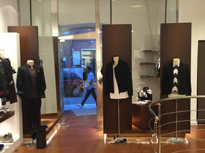 Archisio - Giuseppe Strippoli - Progetto Capurso boutique