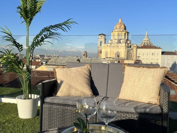 Archisio - Zoe Home Studio - Progetto Allestimento terrazzo in piazza castello