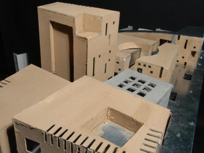 Archisio - Nomodusinrebus - Progetto Plastico Palafitta-castrum-castello - riqualificazione di un quartiere urbano