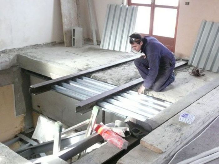 Archisio - Poliprogram - Progetto Scale soppalchi persiane pensiline e passerelle