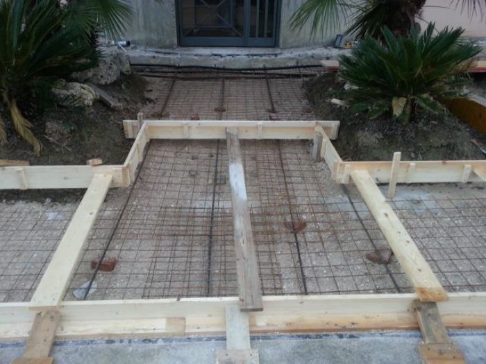 Archisio - Impresa Edile Antonelli E Gattari - Progetto Marciapiedi fioriere e pavimenti in porfido