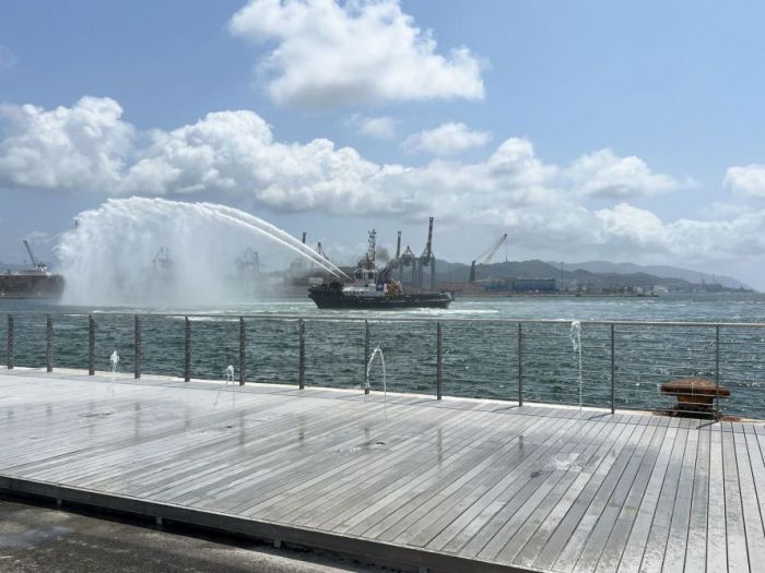 Archisio - Forme Dacqua - Progetto Fontana dinamica a pavimento porta paita porto di la spezia