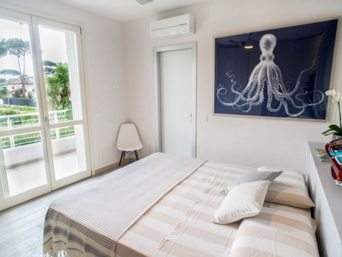 Archisio - Pisani Massimo - Progetto Villa su tre piani a forte dei marmi