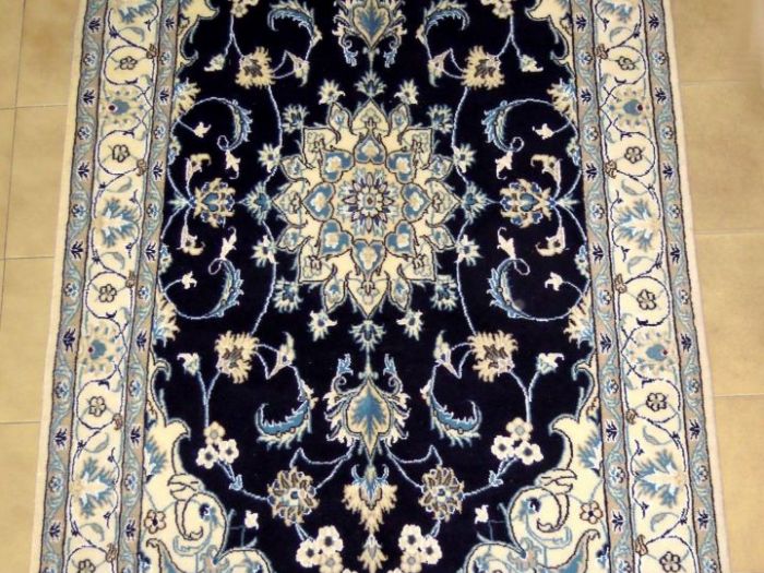 Archisio - Tappezzeria E Tendaggi Azito - Progetto Tappeti