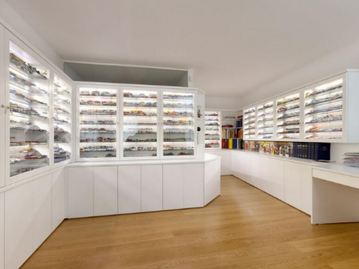 Archisio - Falegnameria Cortinovis Lorenzo - Progetto Espositore su misura