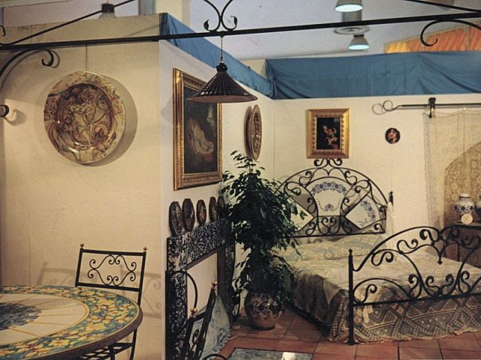 Archisio - Arte In Ferro Battuto Di Santo Marano - Progetto Letti tavoli e sedie