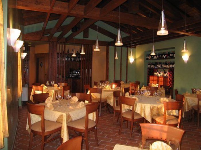 Archisio - Gian Franco Dazzan - Progetto Ristrutturazione sala polifunzionale ex soms restauro villa liberty carioca caf ristorante quaglini residence albachiara- voghera residence i platani - voghera abitazione capannone artigianale a retorbido restauro palazzetto nava voghera