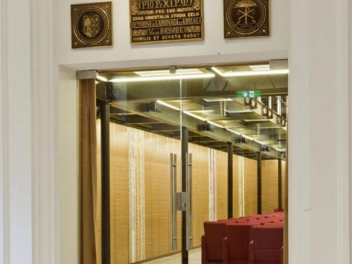 Archisio - Global Factory srl - Progetto Restauro libreria dellistituto pontificio orientale