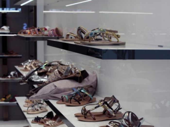 Archisio - Helitec - Progetto Contigo store